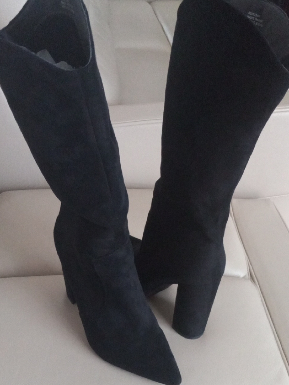 Forever 21 Women’s Black Suede Tall Pointed Toe Block Heel Boots Size 8